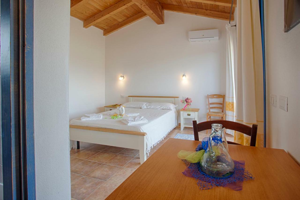 Agriturismo Mieleamaro Βίλα Όλμπια Εξωτερικό φωτογραφία